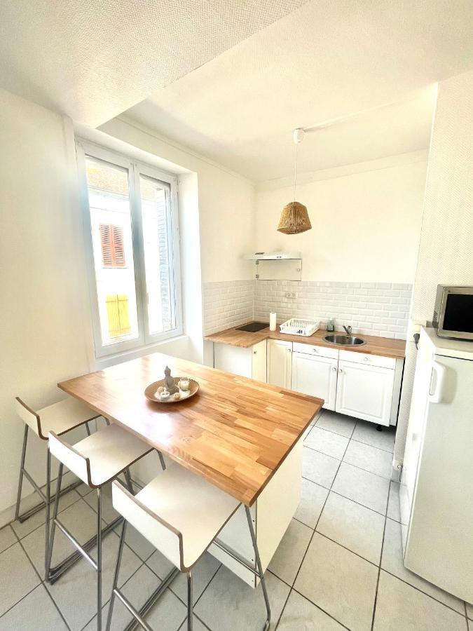 Appartement 2 pièces lumineux Saint-Florentin  Esterno foto